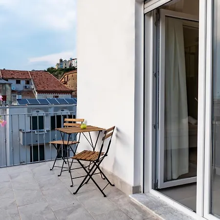 Quasi In Porto 4*